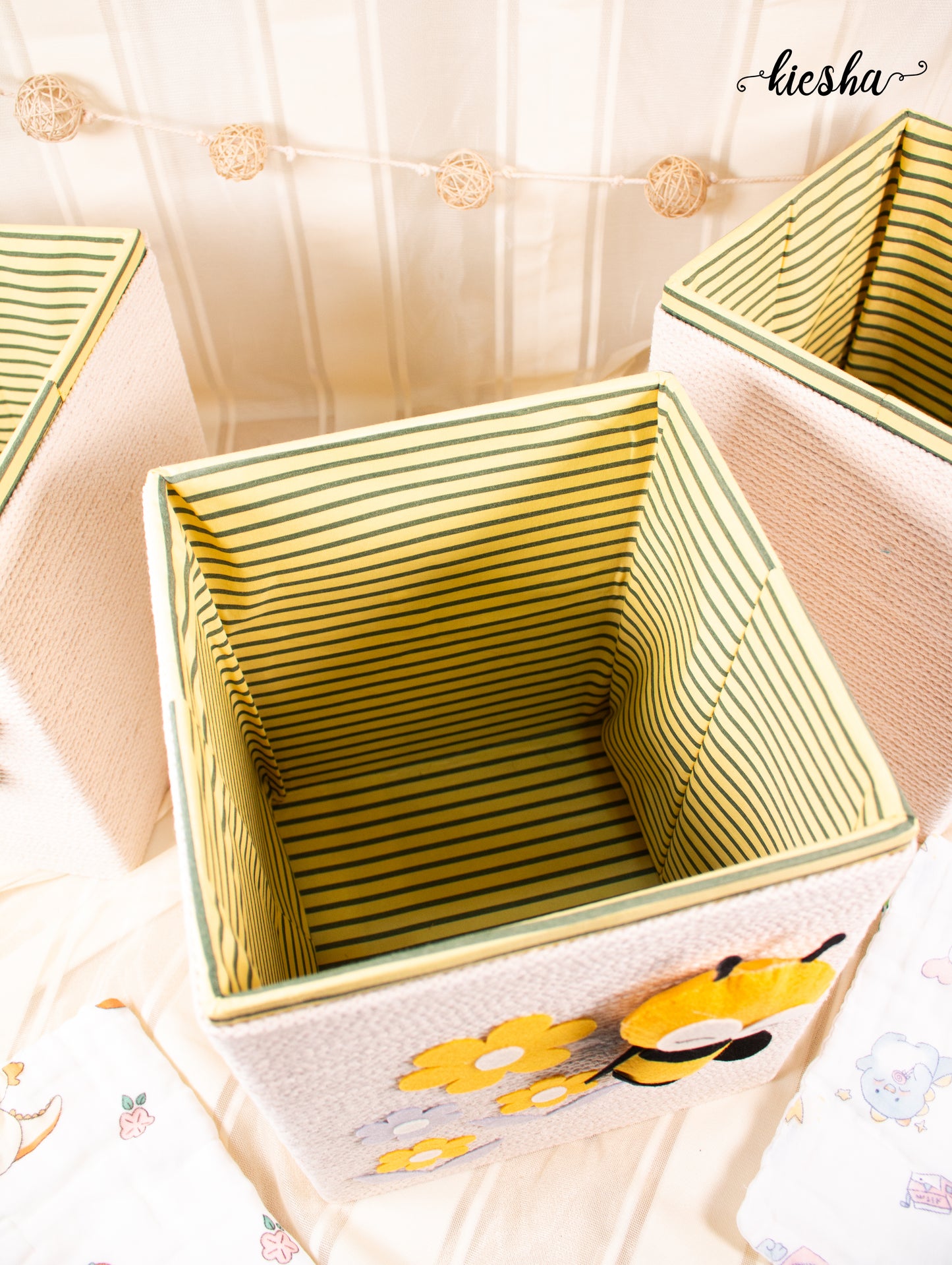 Honey Bee Organiser