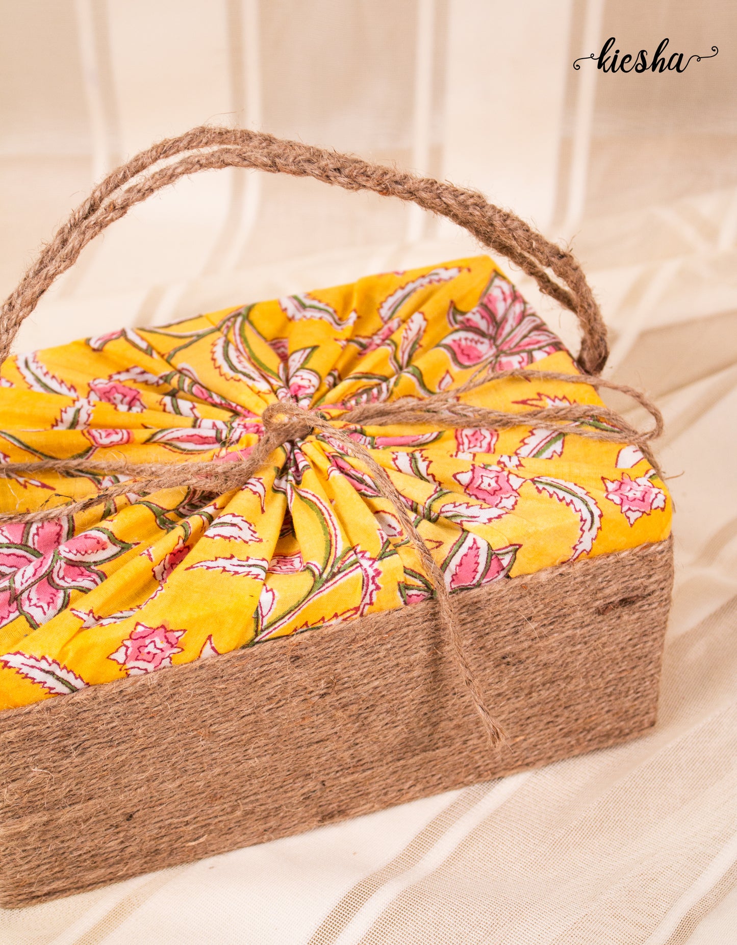 Floral Print Sutli Basket Covered