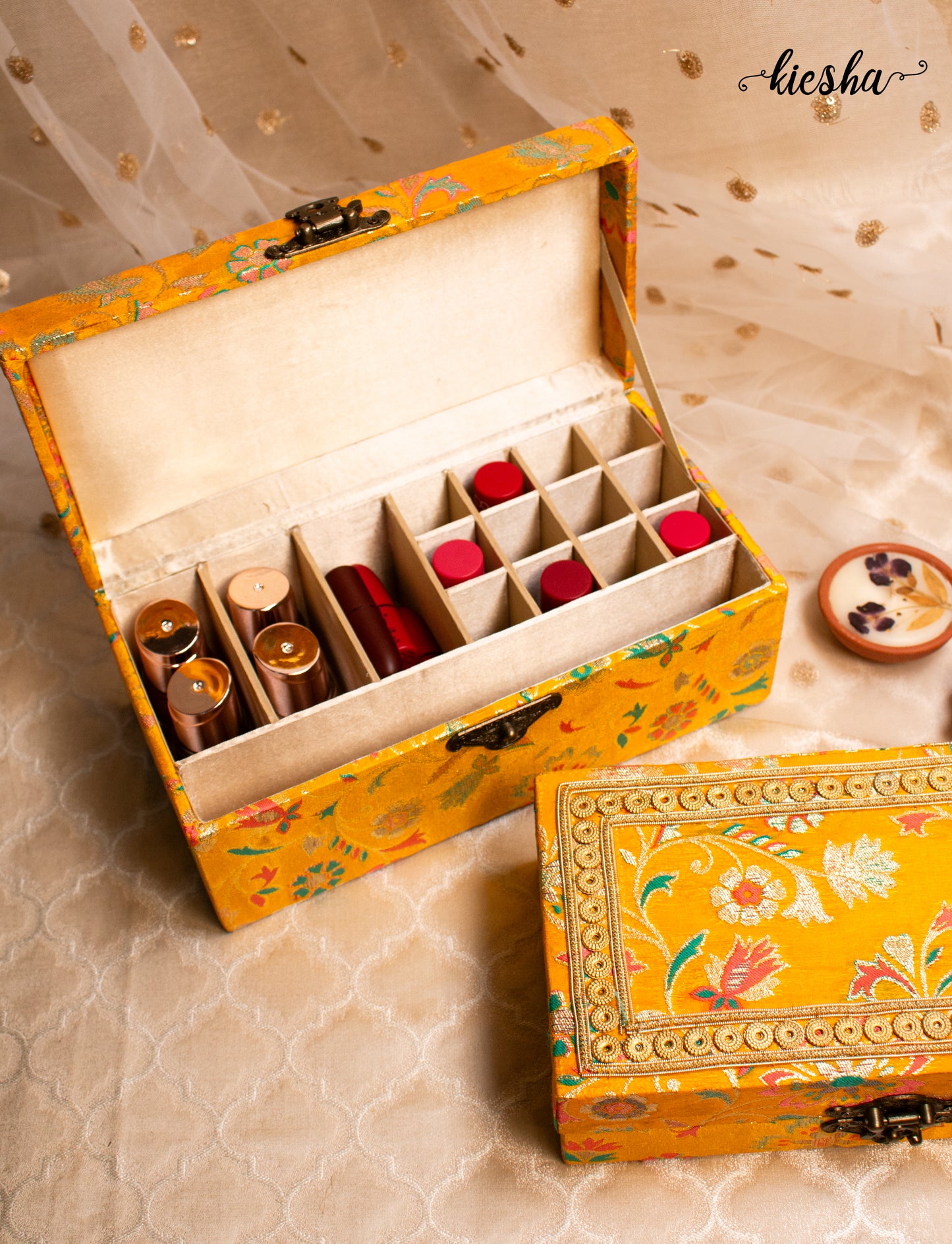 Adaa Makeup Box