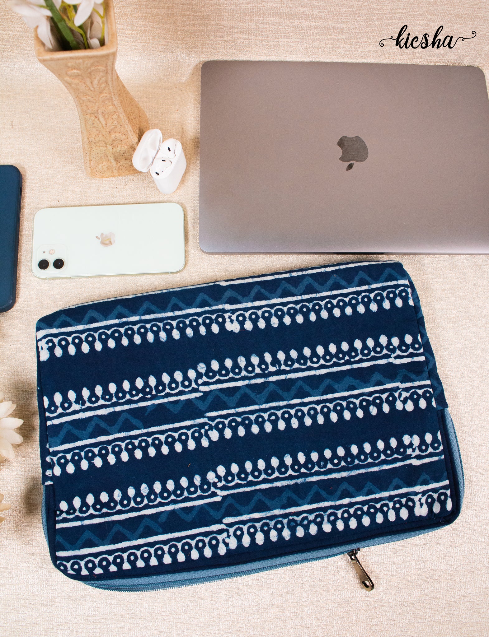 Indigo laptop sleeve sales