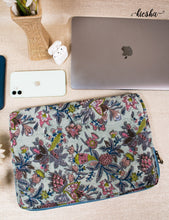 Load image into Gallery viewer, Laptop Sleeve - Floral | 13.3&quot;