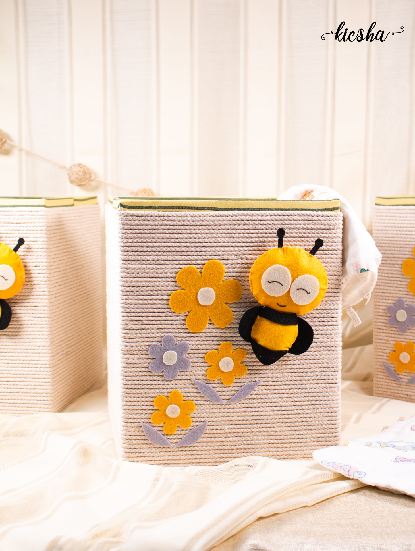 Honey Bee Organiser