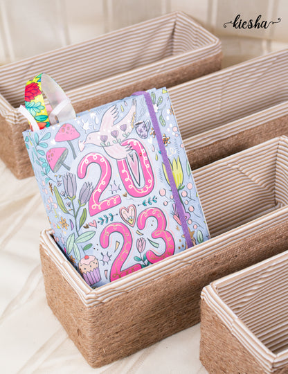 Magazine Stripes Organiser