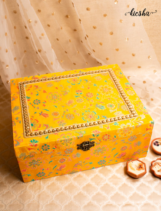 Adaa Trousseau Box