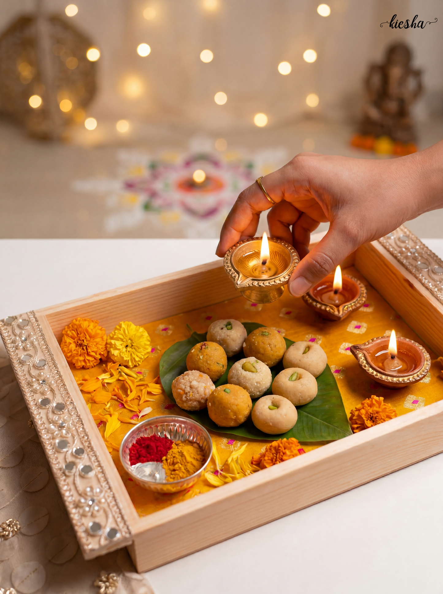Sitaara Tray