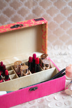 Load image into Gallery viewer, LIPSTICK/NAILPAINT/EYEPENCIL BOX