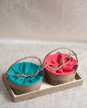 Load image into Gallery viewer, Tray of 2 - Sutli Basket Round (covered)