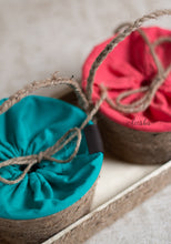 Load image into Gallery viewer, Tray of 2 - Sutli Basket Round (covered)