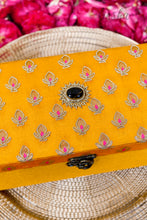 Load image into Gallery viewer, Zardozi Bangles Box