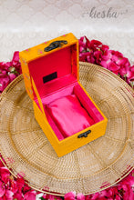 Load image into Gallery viewer, Zardozi Watch Box