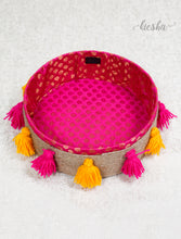 Load image into Gallery viewer, Tassel Basket