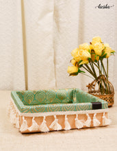 Load image into Gallery viewer, Tassel Brocade Tray