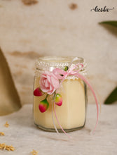 Load image into Gallery viewer, Blooming Bud - Sandalwood Scented Candle