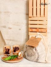 Load image into Gallery viewer, Merry Ground - Mogra Scented Candle